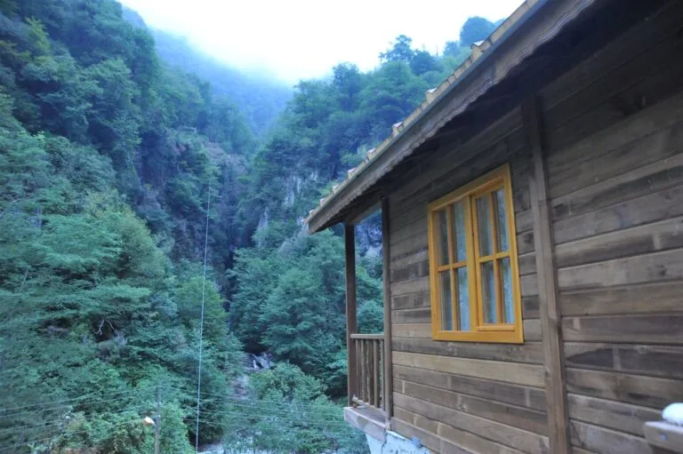 Doğu Karadeniz Dağ Evleri: Doğada Huzurlu Konaklama (2026)