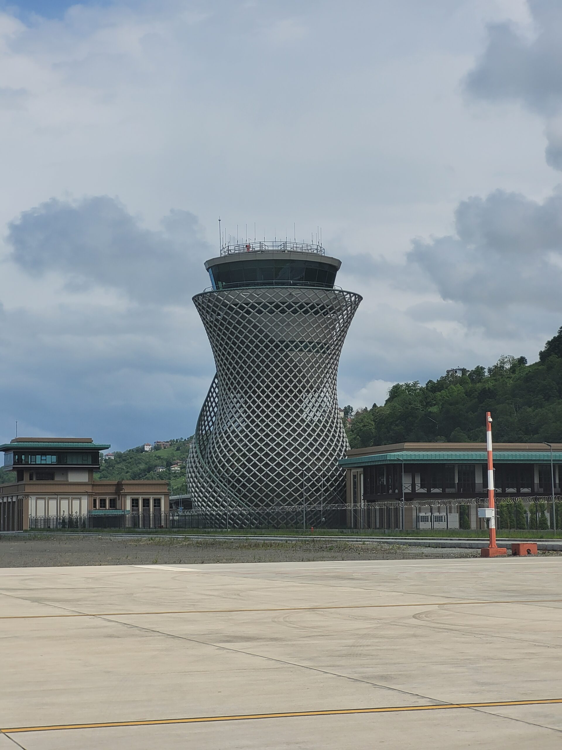 Rize Artvin Havalimanı kontrol kulesi