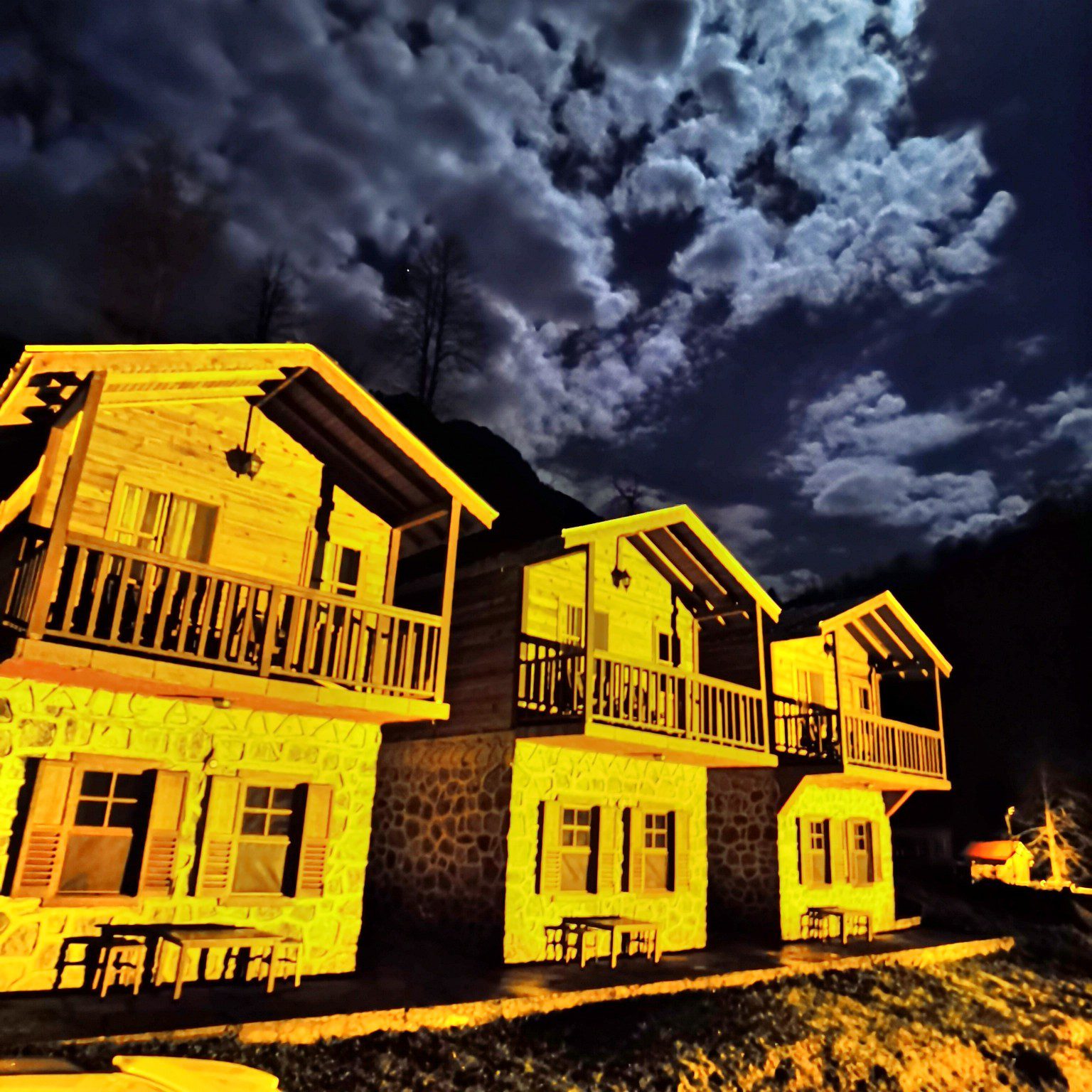 Bungalow house near Hopa hotels region