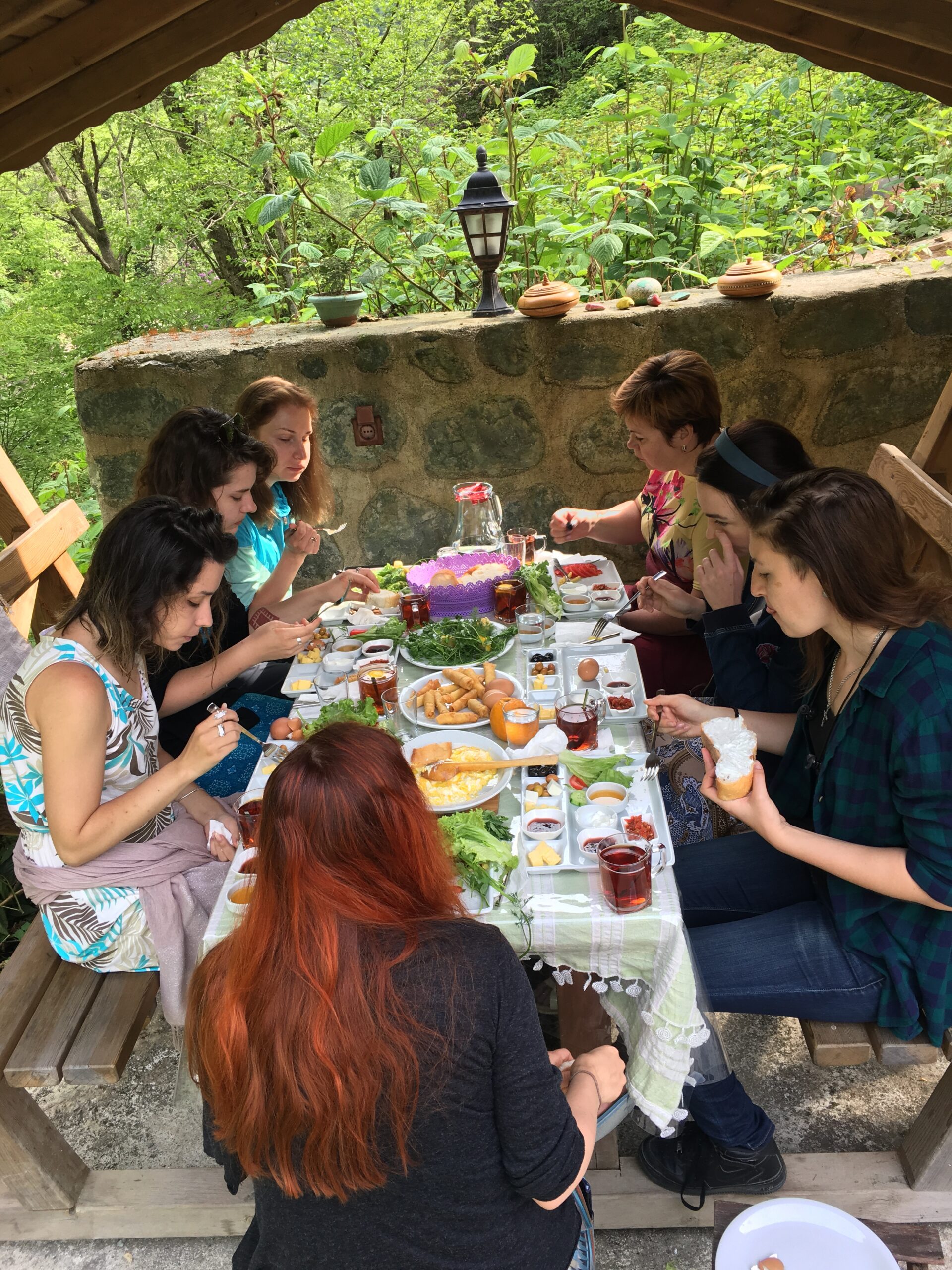 Artvin gezilecek yerler yöresel Karadeniz kahvaltısı