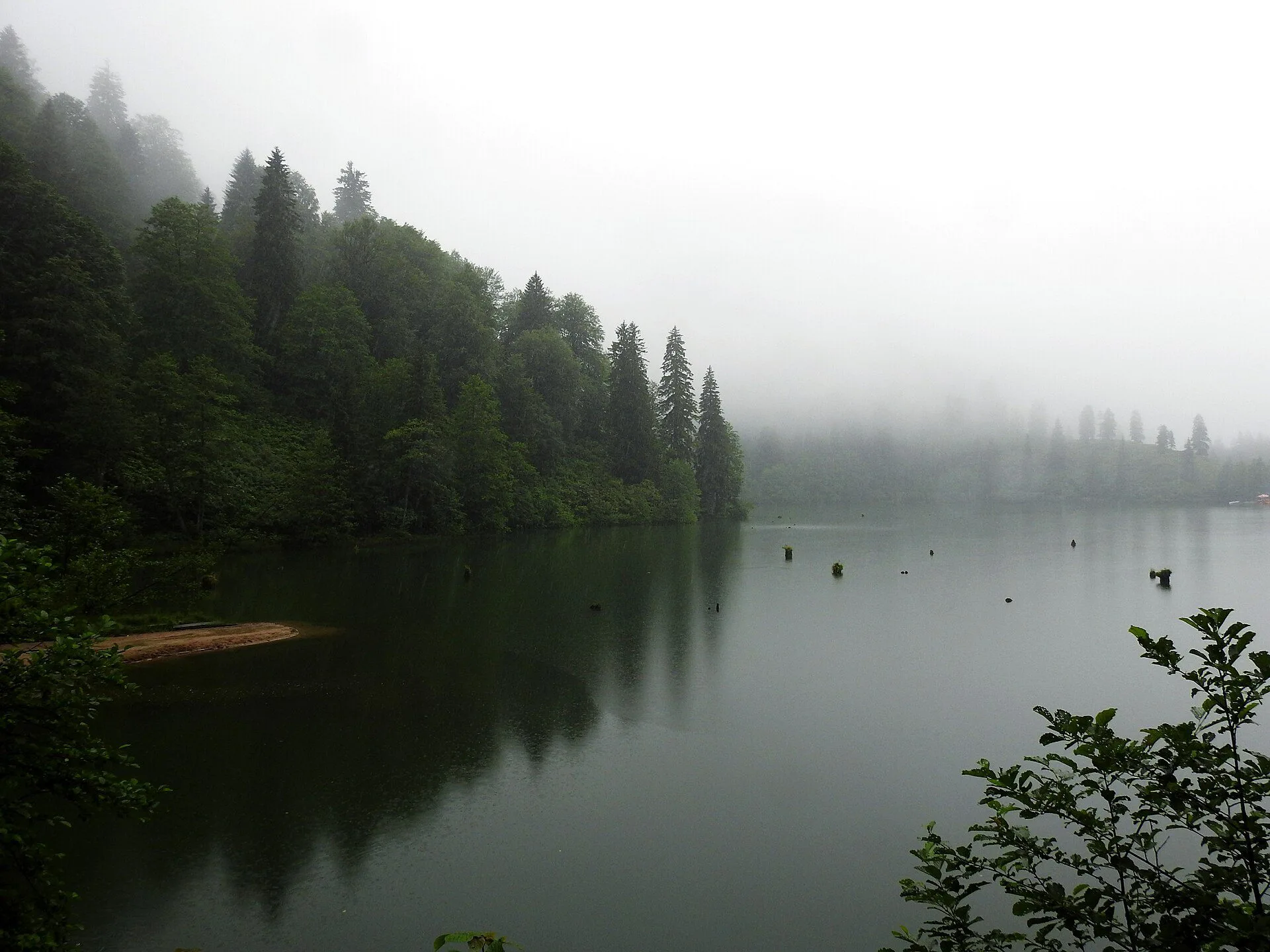 Borçka Karagöl manzarası — Artvin'e ne zaman gidilir